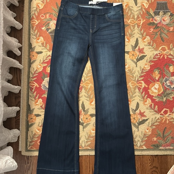 Cello mid rise dark wash pull on flare jeans - Picture 3 of 6